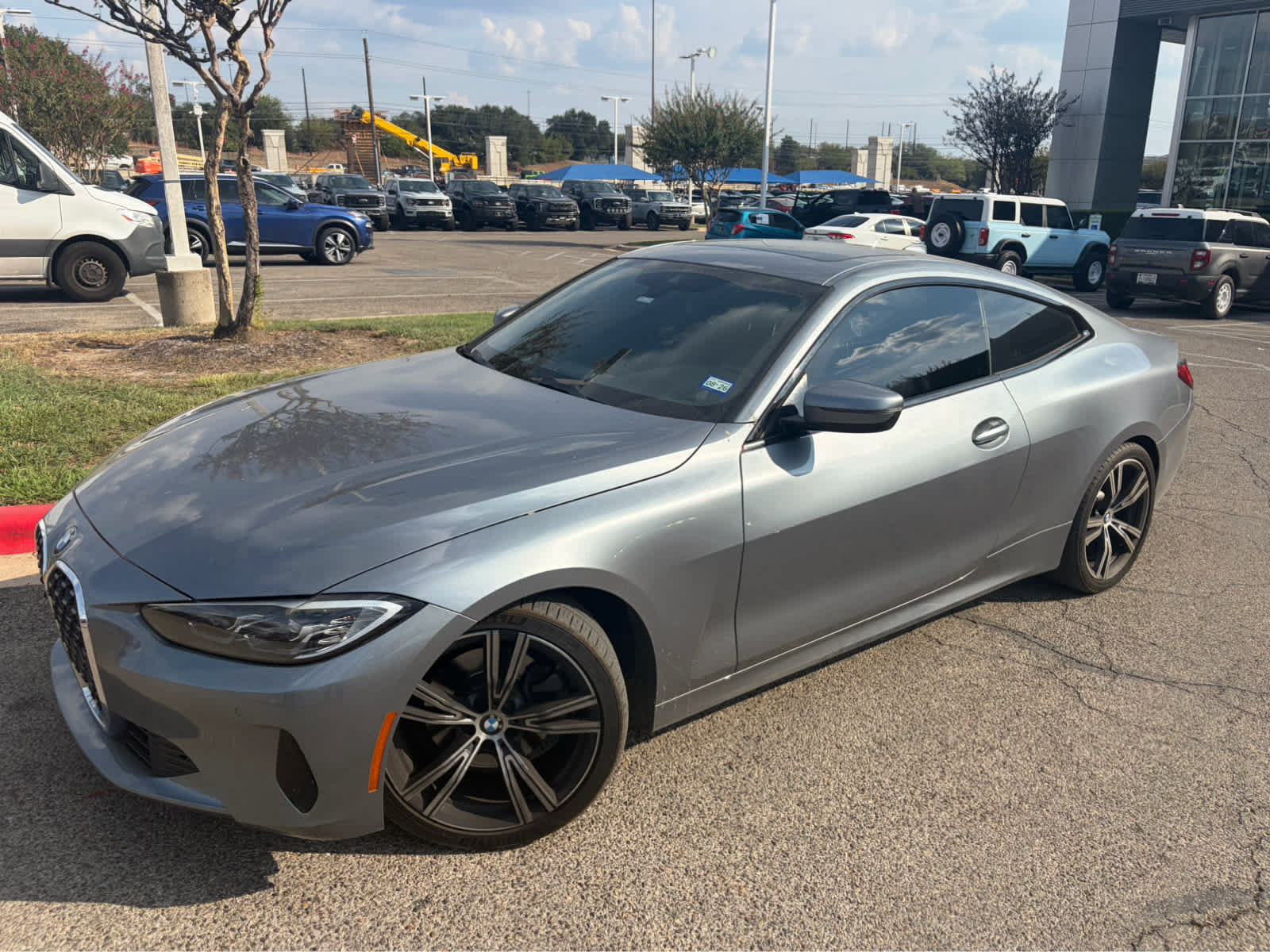 Used 2021 BMW 430i Coupe w/ Convenience Package RWD image 2