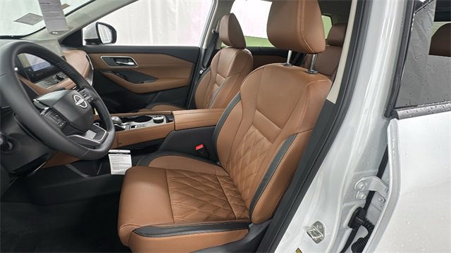 New 2026 Nissan Rogue Platinum w/ Platinum Premium Package image 10