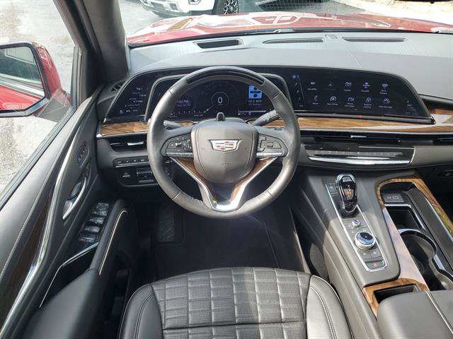 Certified 2024 Cadillac Escalade Premium Luxury Platinum AWD/4WD image 18