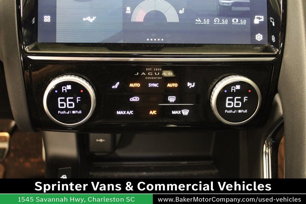 Used 2024 Jaguar E-PACE R-Dynamic SE AWD/4WD image 33