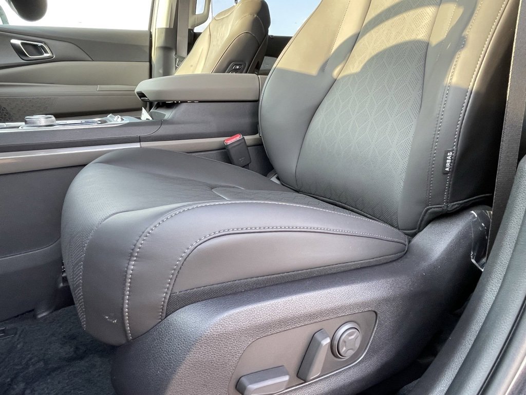 New 2026 Kia Carnival SX image 20