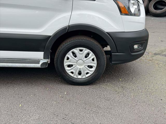 Used 2025 Ford Transit 250 Low Roof w/ Exterior Upgrade Package RWD image 9