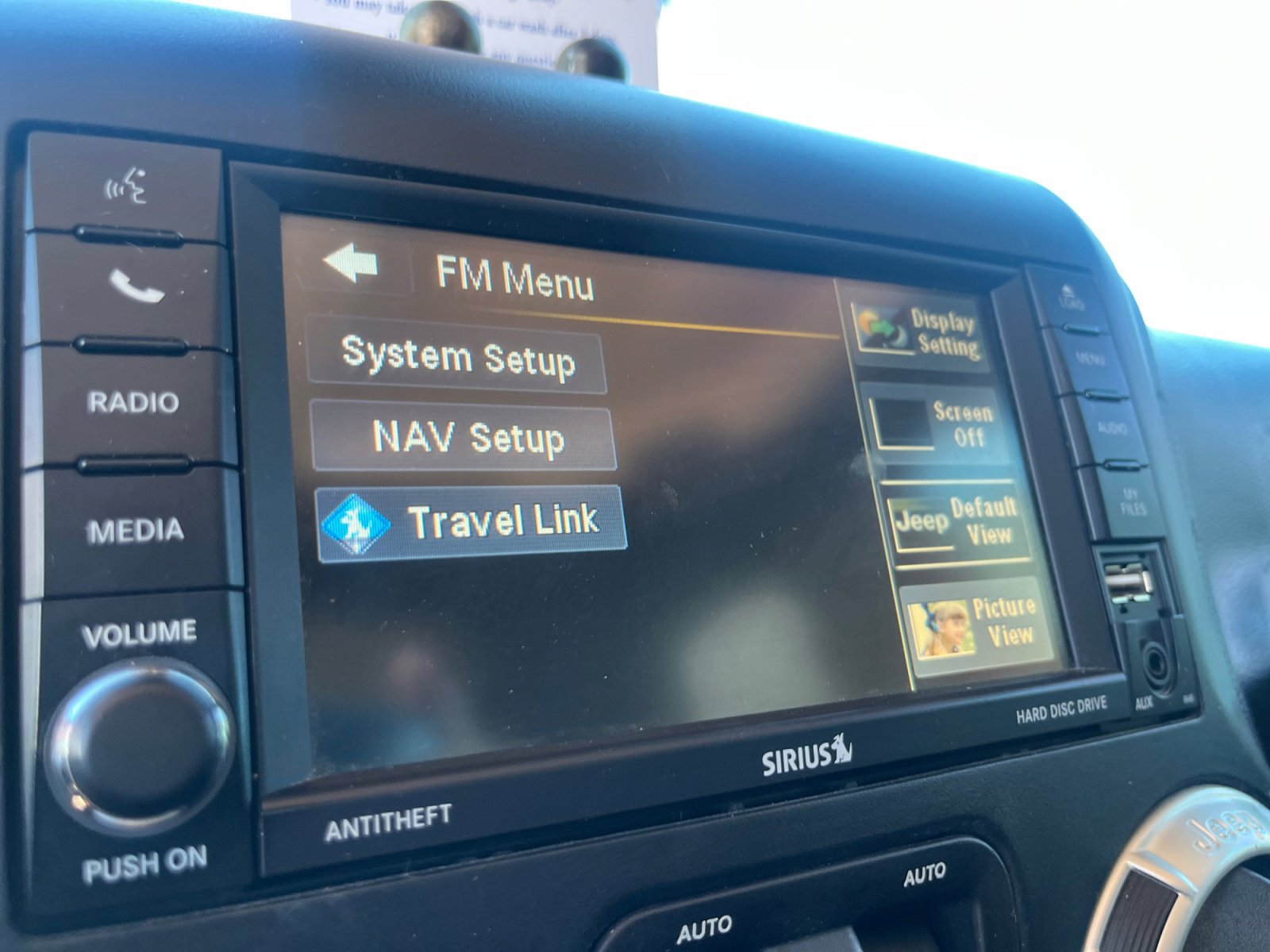 Used 2017 Jeep Wrangler Unlimited Rubicon w/ Connectivity Group image 27