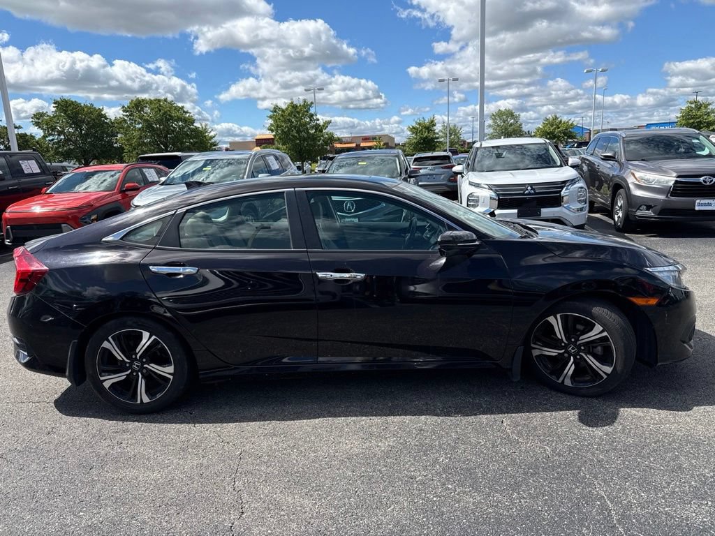 Used 2016 Honda Civic Touring image 12