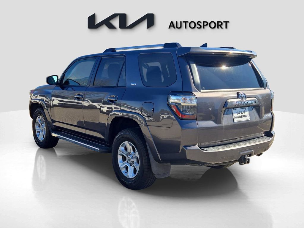 Used 2019 Toyota 4Runner SR5 image 10