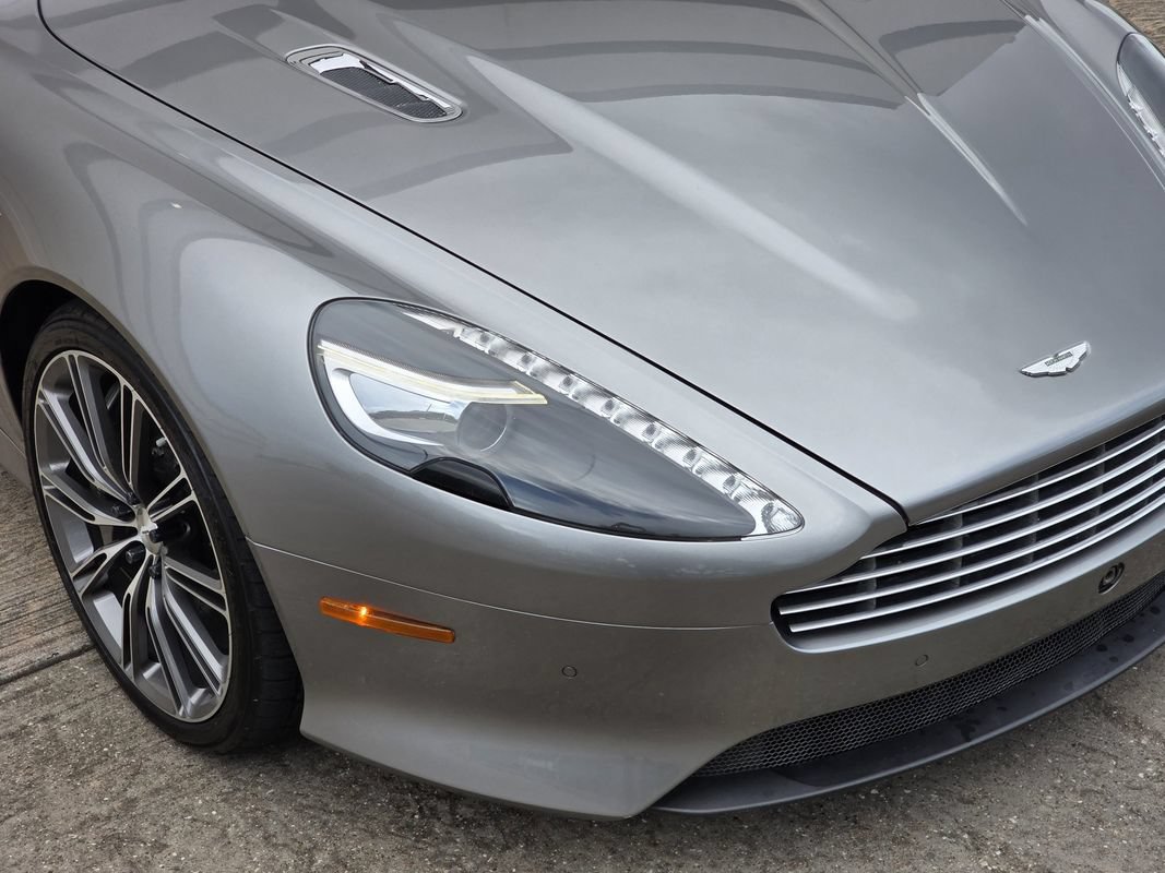 Used 2012 Aston Martin Virage Coupe RWD image 40