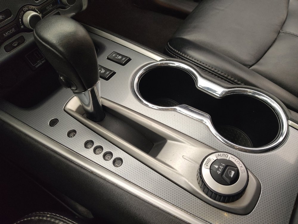Used 2019 Nissan Pathfinder SL AWD/4WD image 26