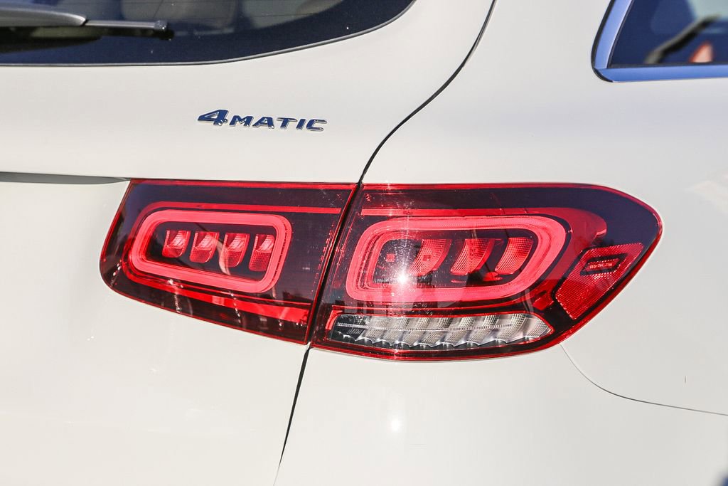 Used 2021 Mercedes-Benz GLC 300 4MATIC image 10