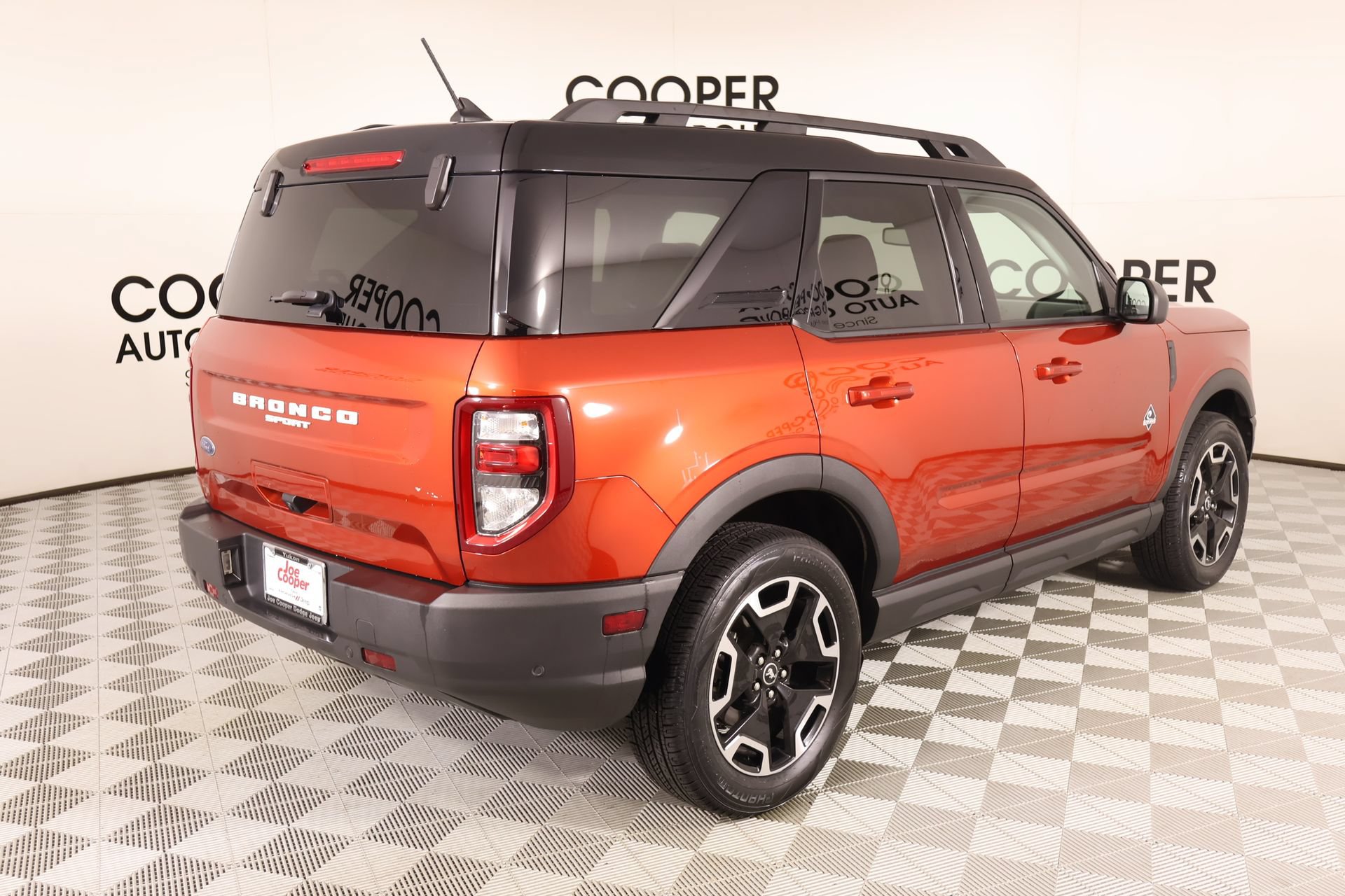 Used 2023 Ford Bronco Sport Outer Banks w/ Tech Package AWD/4WD image 21