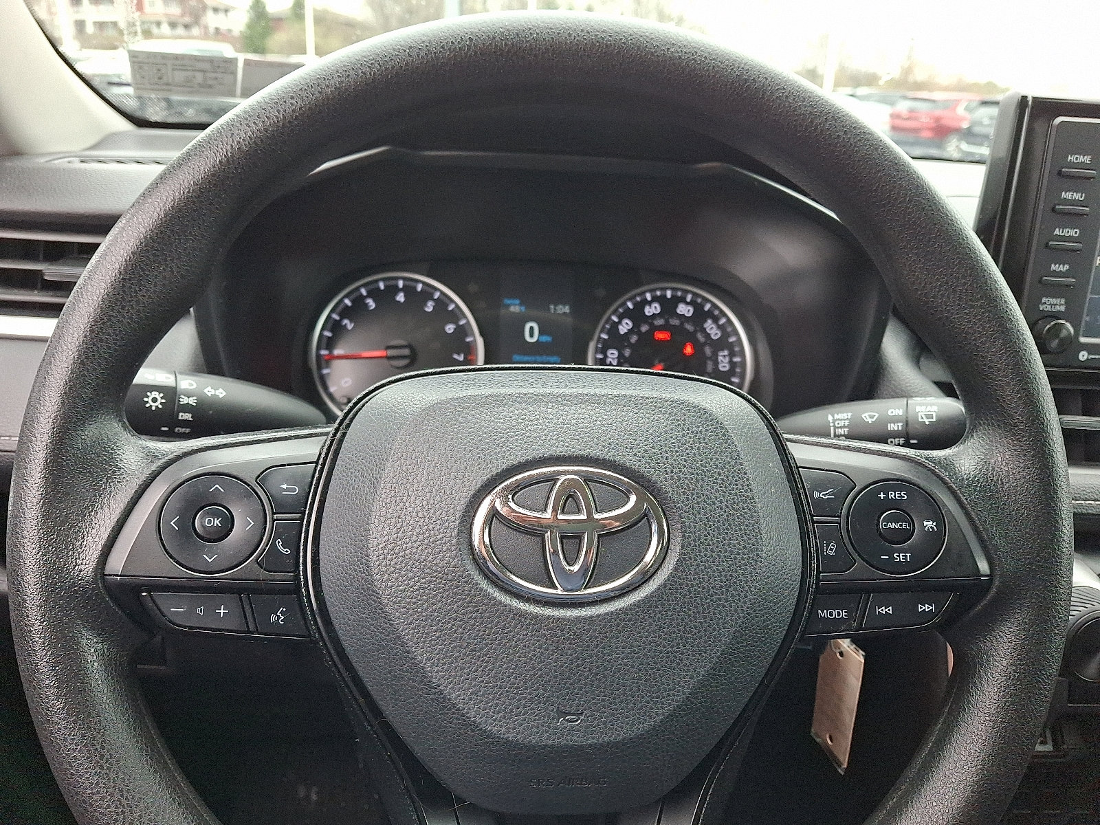 Used 2022 Toyota RAV4 LE image 20