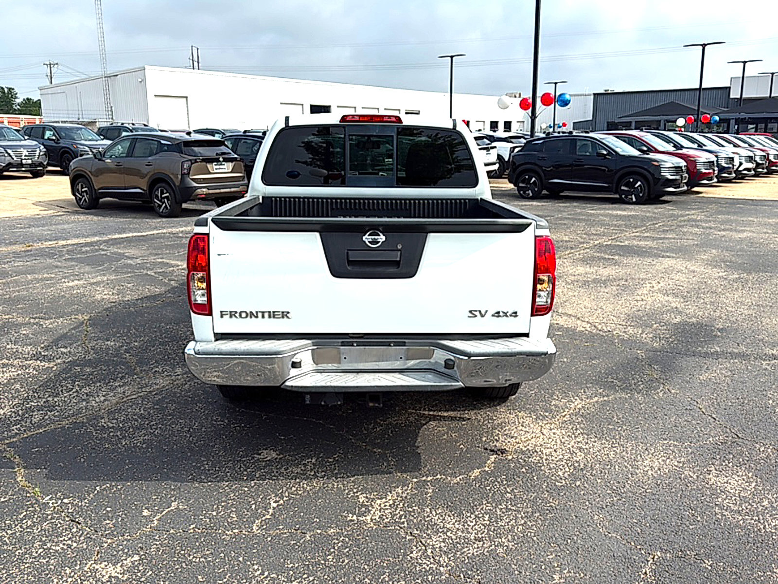 Used 2016 Nissan Frontier SV AWD/4WD image 5
