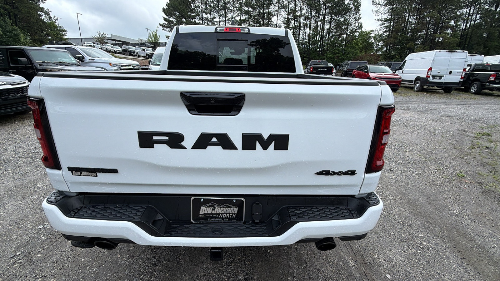 Used 2025 RAM 1500 Big Horn AWD/4WD image 9