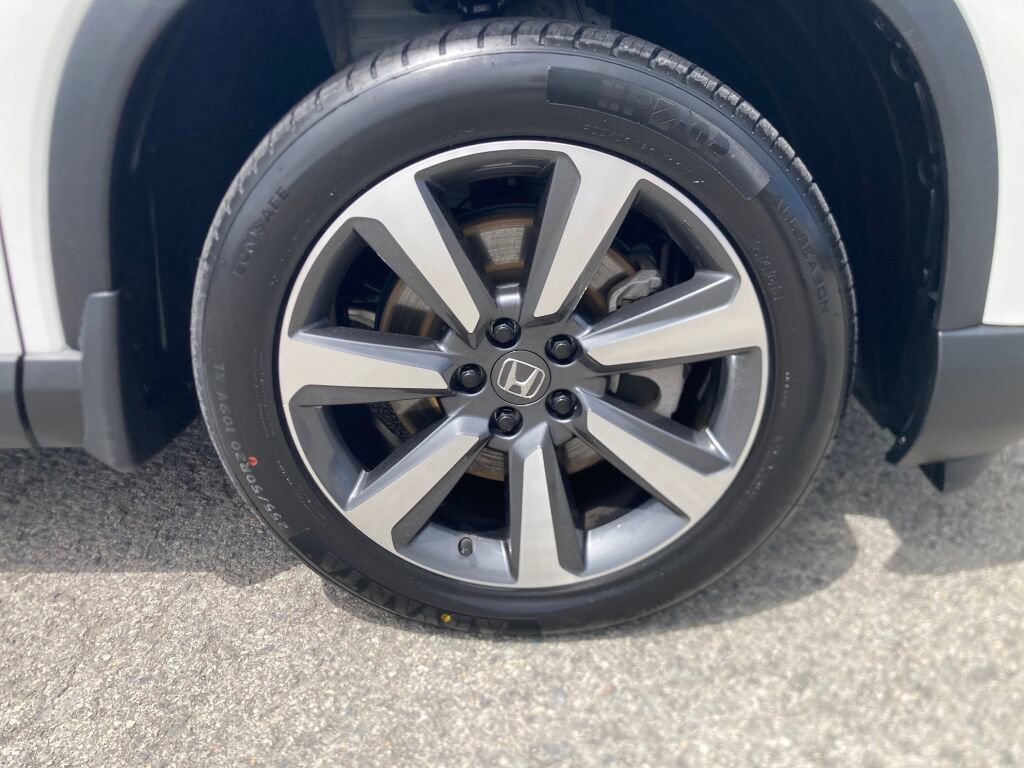 Used 2023 Honda Pilot Touring image 9