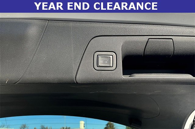 Used 2023 Buick Envision Preferred w/ Sport Touring Package image 6