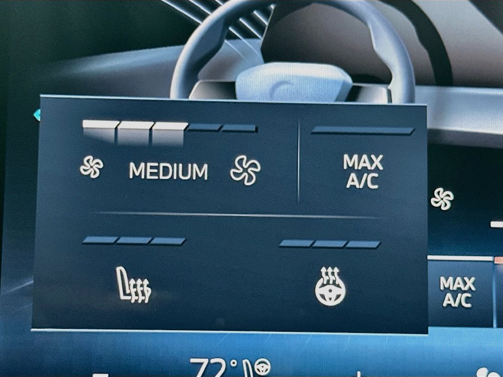 New 2027 BMW X1 xDrive28i AWD/4WD image 20