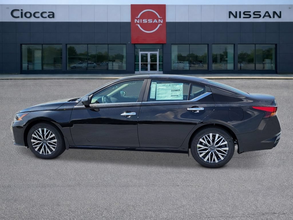 New 2026 Nissan Altima 2.5 SV FWD image 3
