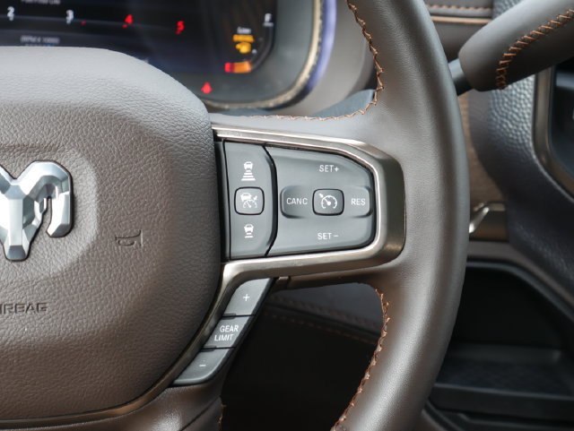 Used 2025 RAM 3500 Longhorn RWD image 21