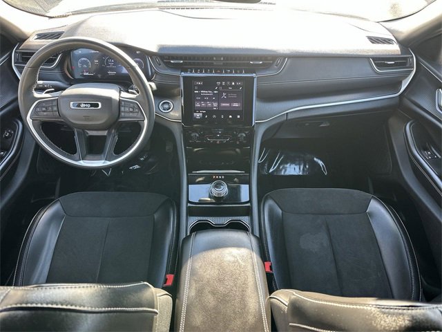 Used 2023 Jeep Grand Cherokee L Laredo image 18