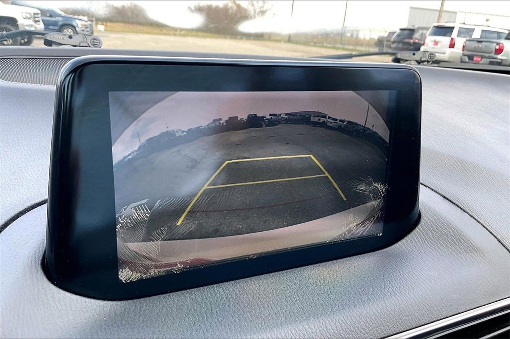 Used 2017 MAZDA MAZDA3 Grand Touring image 13