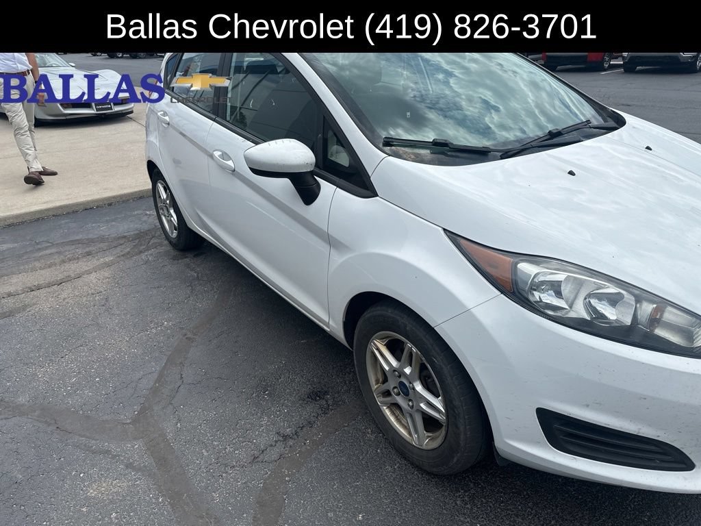 Used 2017 Ford Fiesta SE FWD image 3