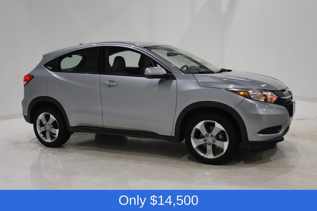 Used 2018 Honda HR-V LX image 3