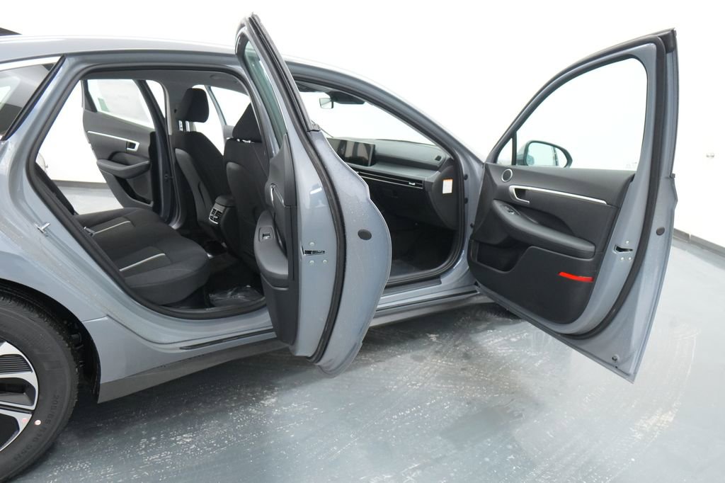 New 2026 Hyundai Sonata Blue image 25