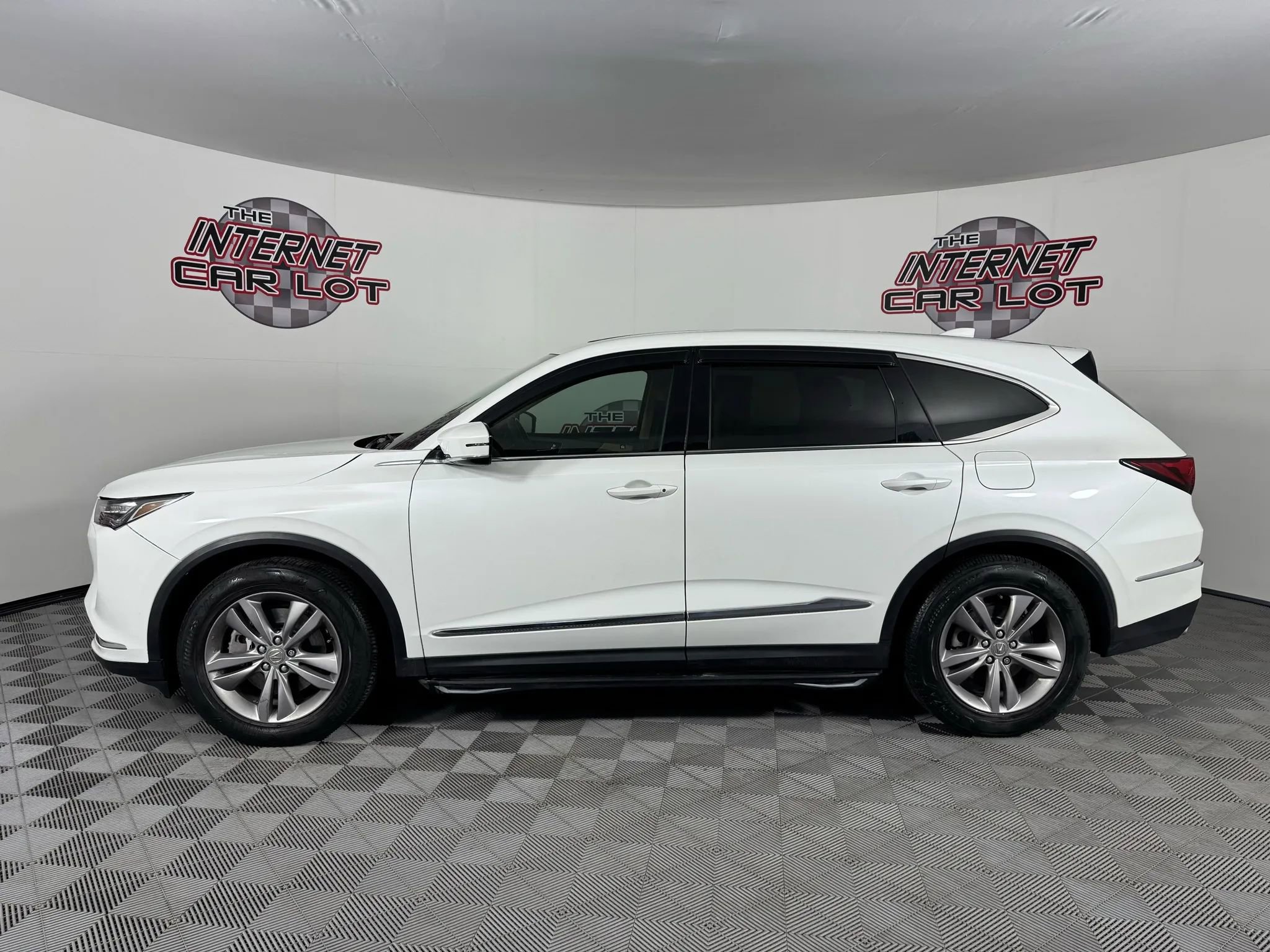 Used 2022 Acura MDX SH-AWD image 4