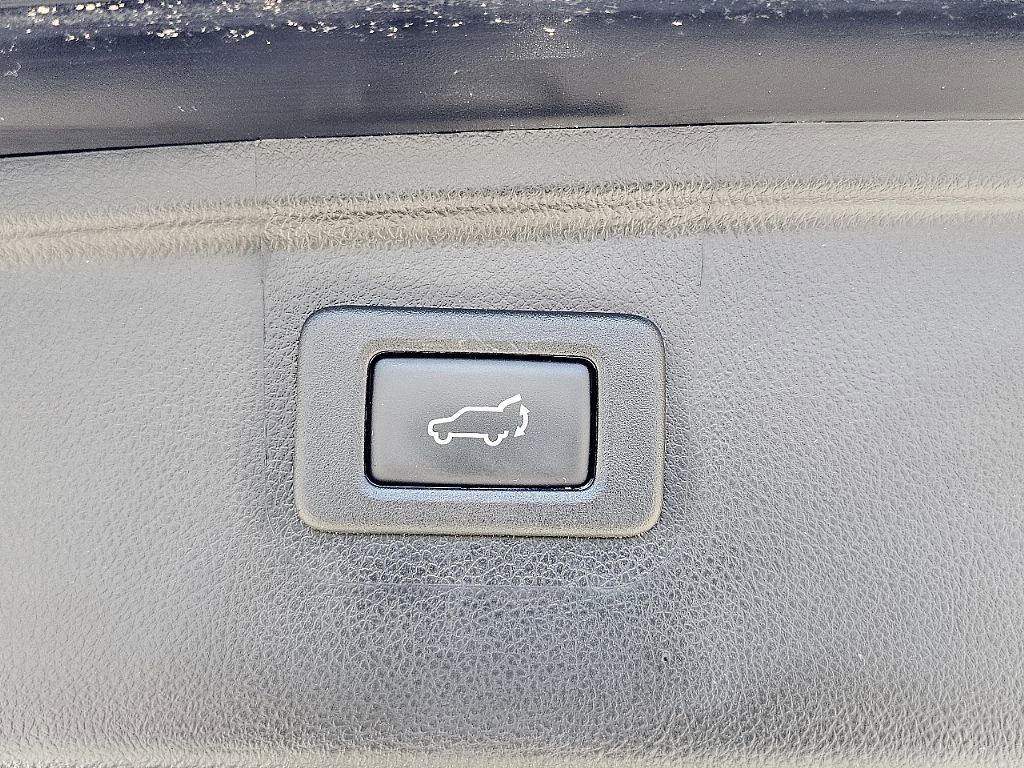 Used 2017 Subaru Outback 3.6R Limited w/ Popular Package #5 image 13