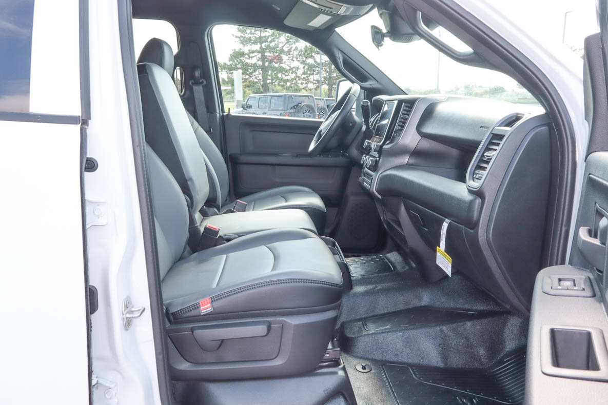 New 2027 RAM 3500 Tradesman AWD/4WD image 22