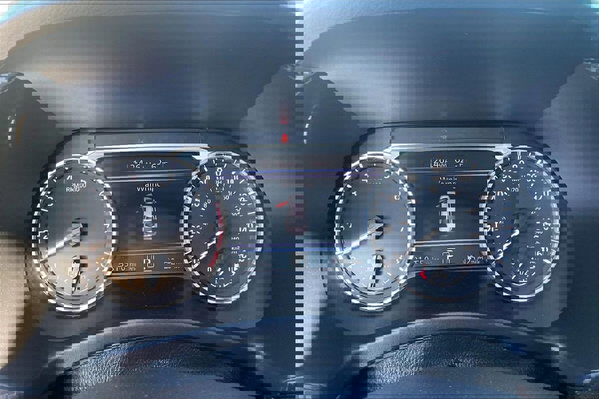 Used 2023 Nissan Sentra SV image 26