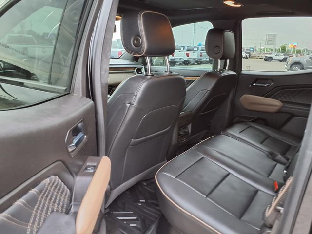 Used 2025 GMC Canyon Denali AWD/4WD image 21