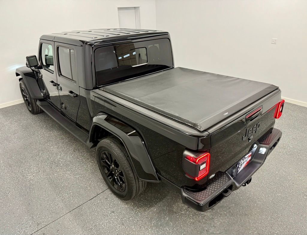 Used 2022 Jeep Gladiator Overland image 9