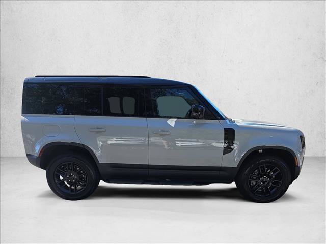 Used 2026 Land Rover Defender 110 S AWD/4WD image 4