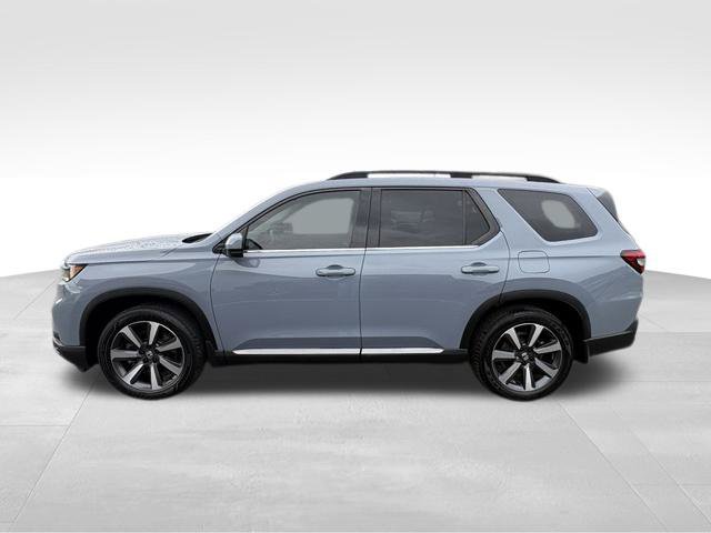 Used 2023 Honda Pilot Touring image 12