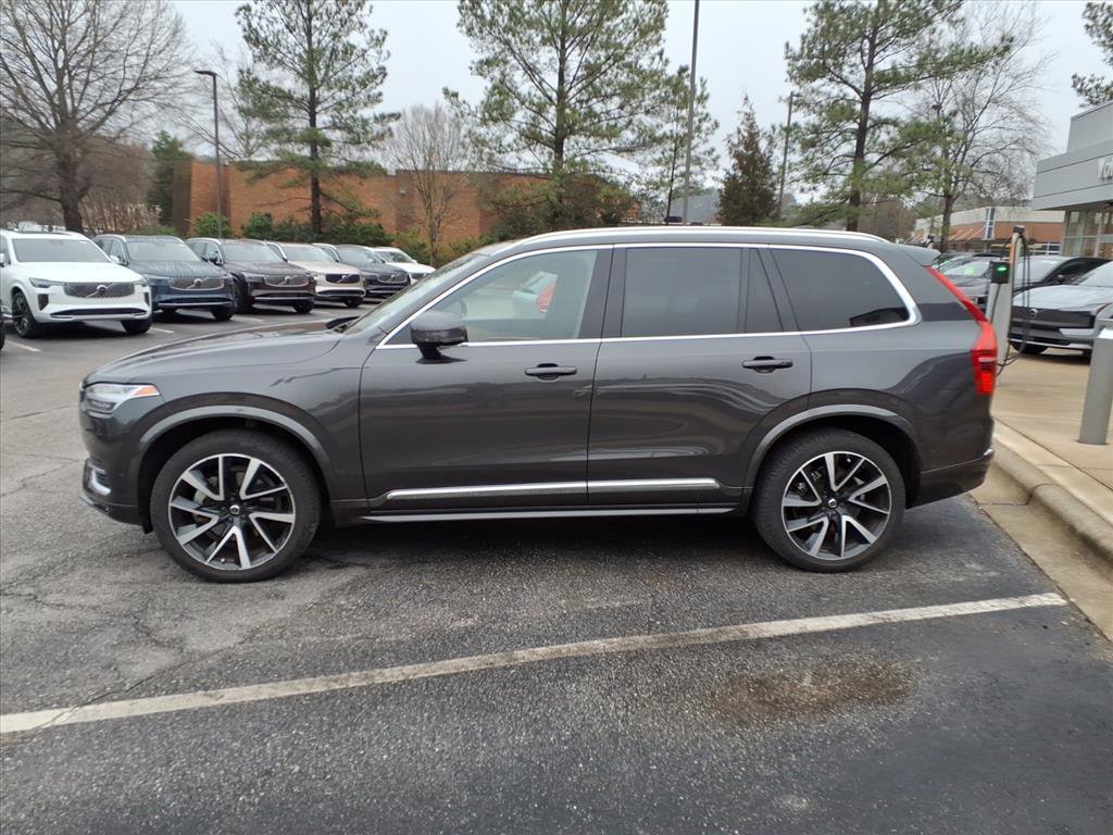 Used 2023 Volvo XC90 B6 Plus image 8