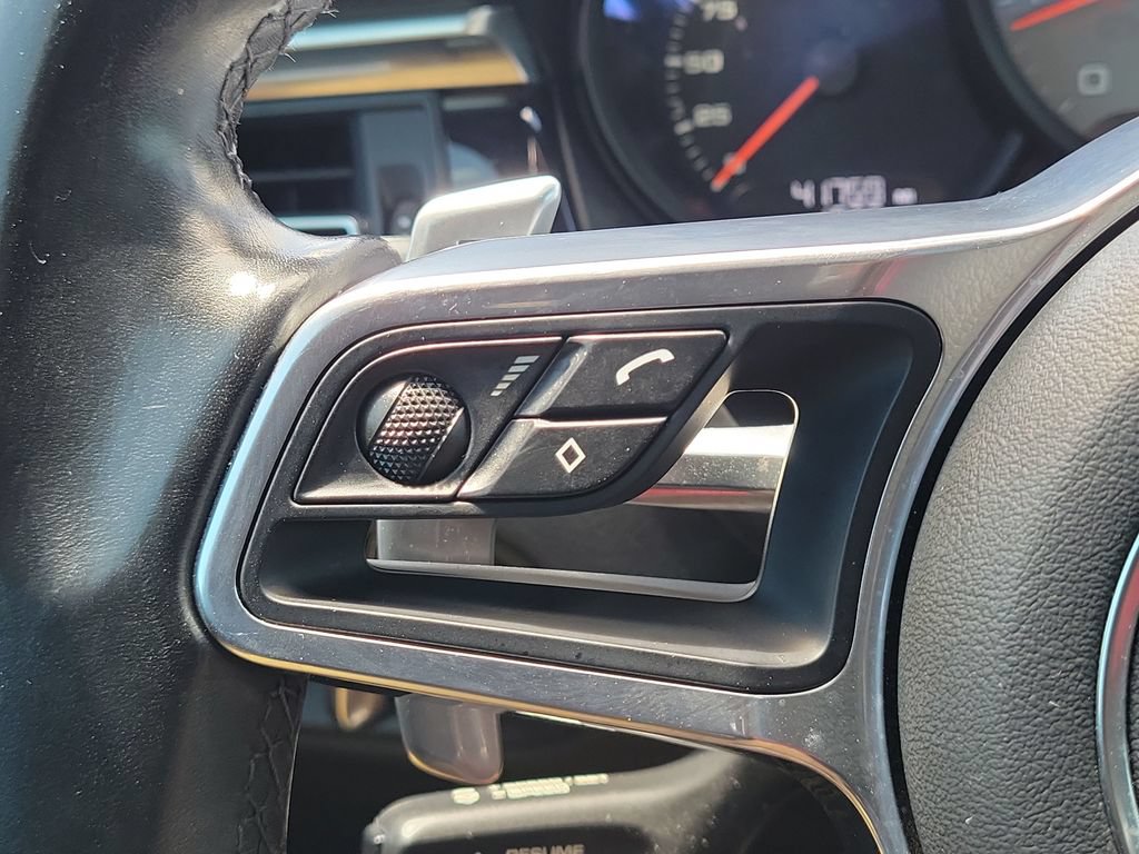 Used 2021 Porsche Macan S AWD/4WD image 9