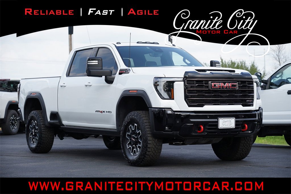 Used 2025 GMC Sierra 2500 AT4X image 1