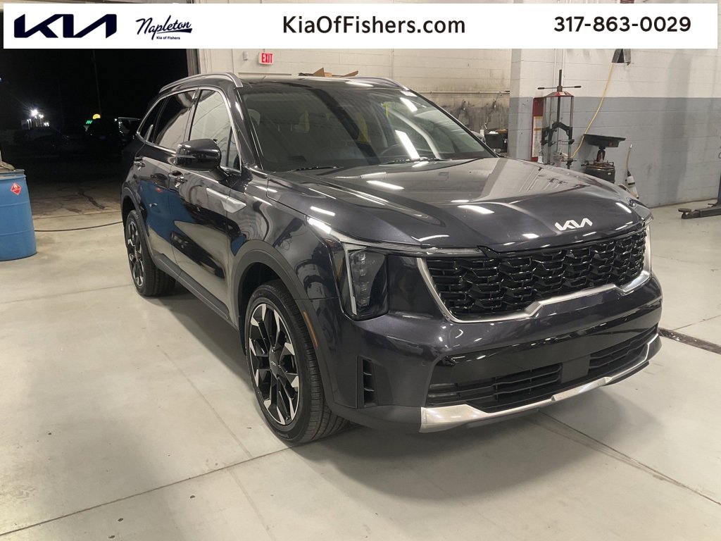 Used 2025 Kia Sorento EX w/ Panoramic Sunroof Package