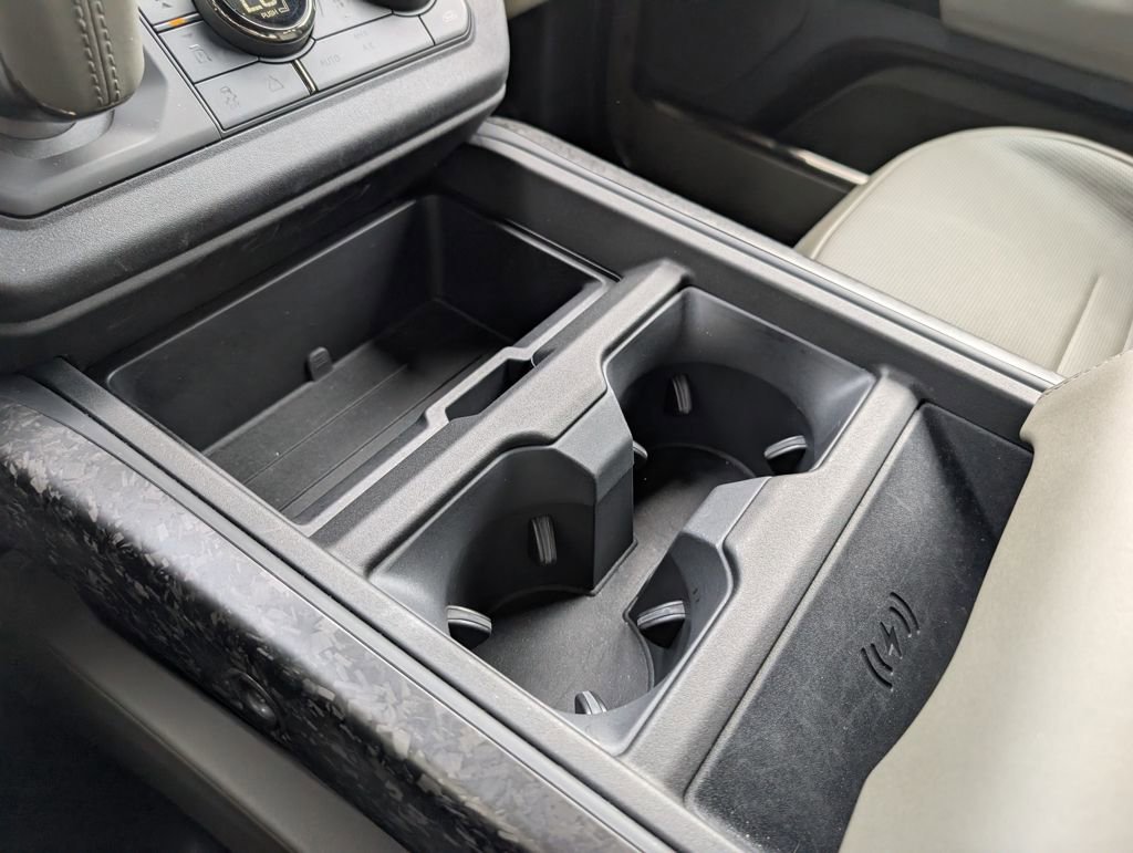 Certified 2025 Land Rover Defender 110 image 21