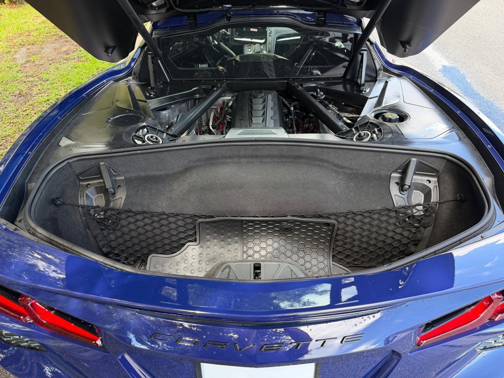 Used 2025 Chevrolet Corvette Stingray Preferred Cpe w/ Z51 Performance Package RWD image 25