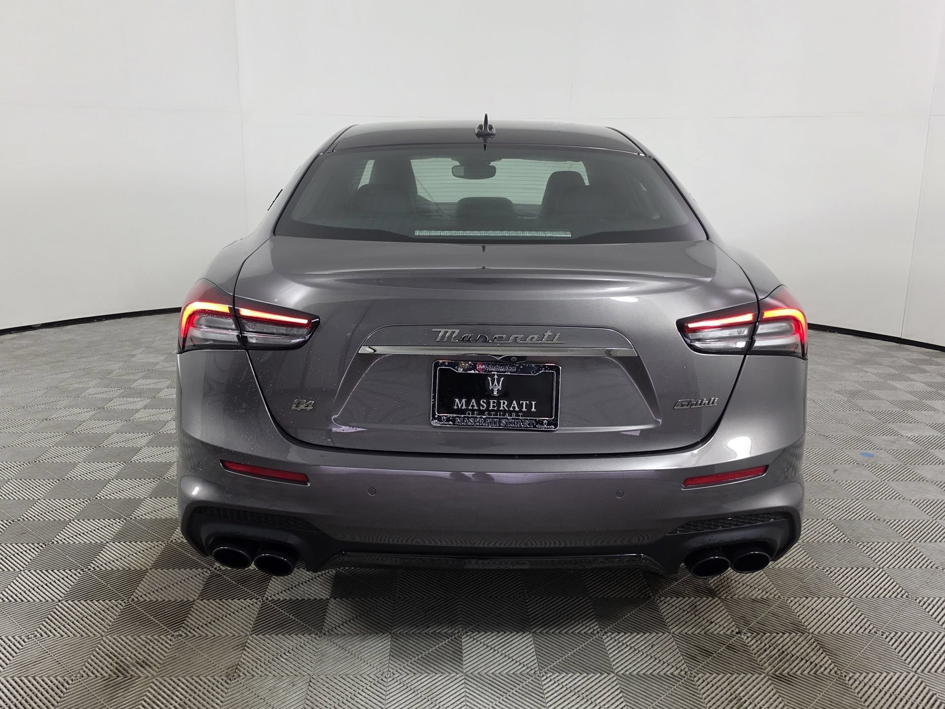 Used 2023 Maserati Ghibli Modena Q4 AWD/4WD image 41