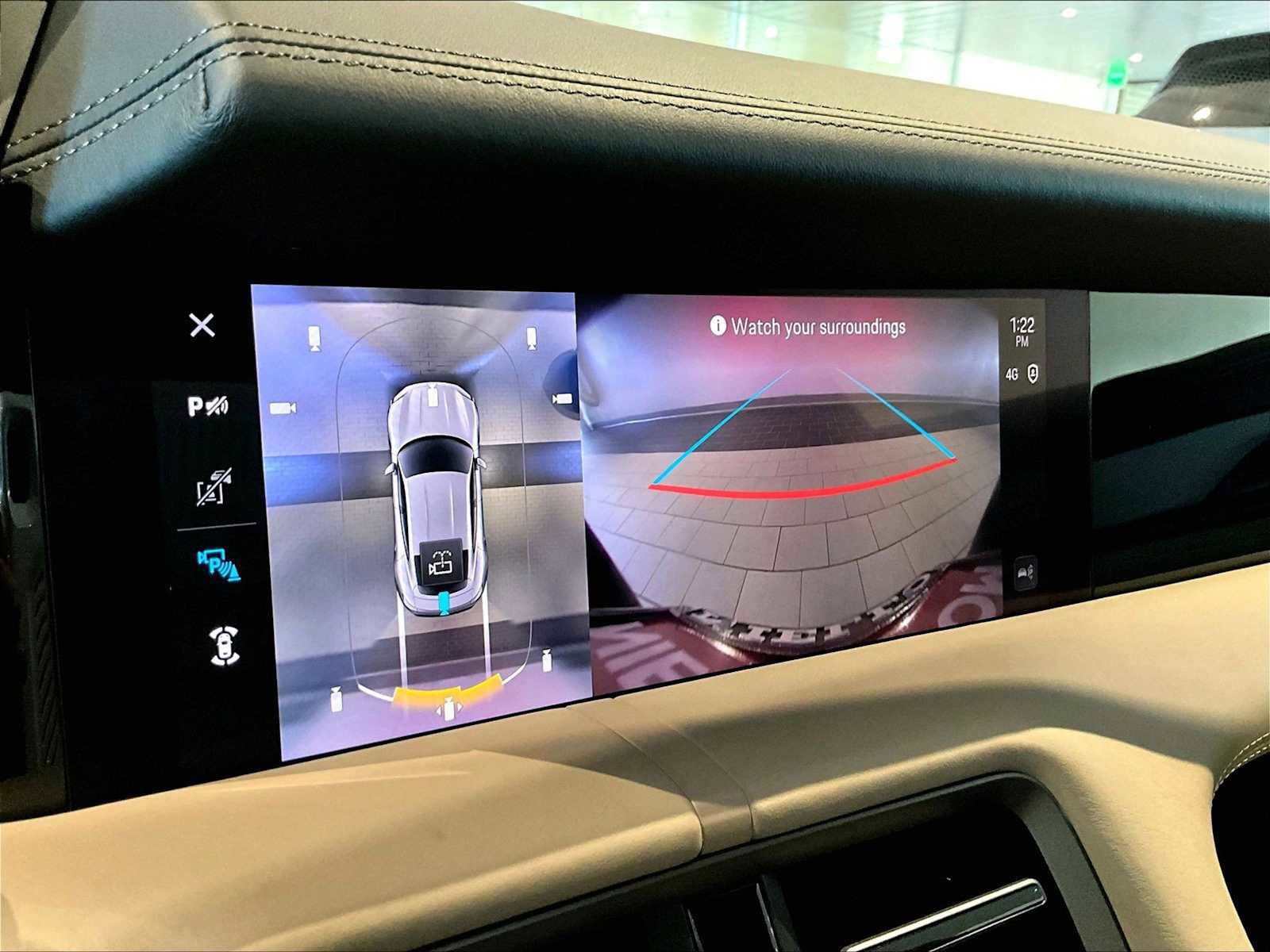 Used 2025 Porsche Taycan image 28