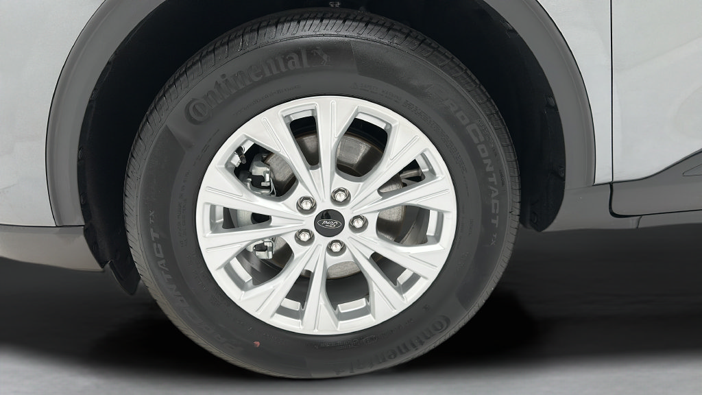 Used 2025 Ford Escape Active AWD/4WD image 9