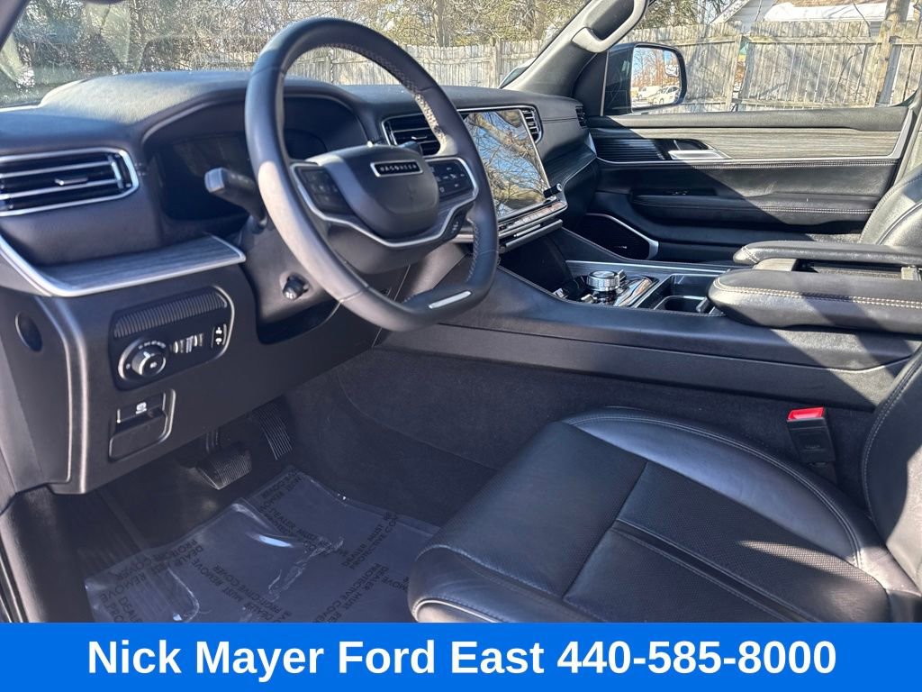 Used 2024 Jeep Wagoneer Series III image 14