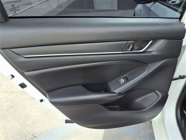Used 2022 Honda Accord Sport image 8