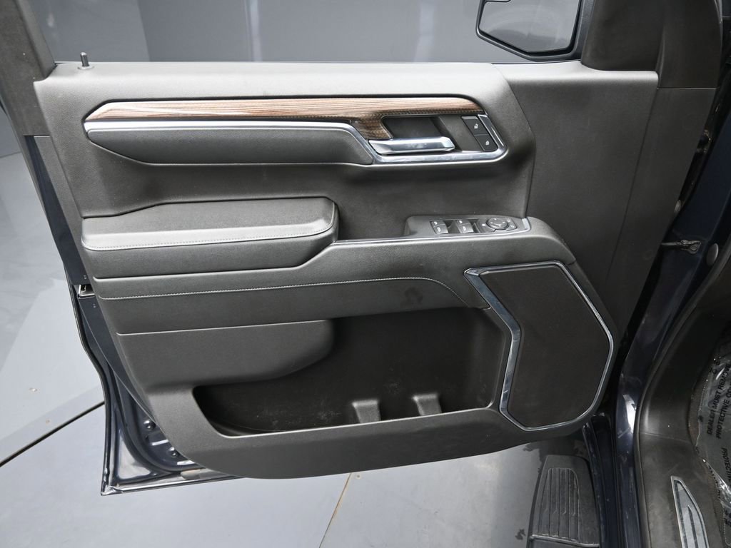 Used 2024 Chevrolet Silverado 1500 RST w/ Z71 Off-Road Package image 28