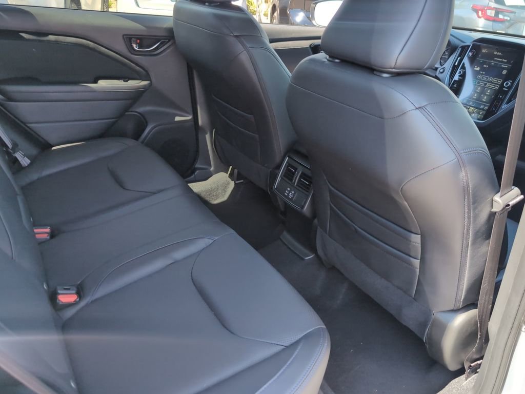 Used 2025 Subaru Forester Limited image 16