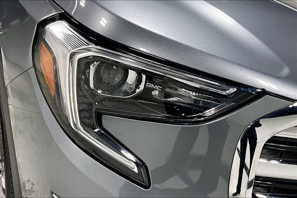 Used 2021 GMC Terrain SLT image 37