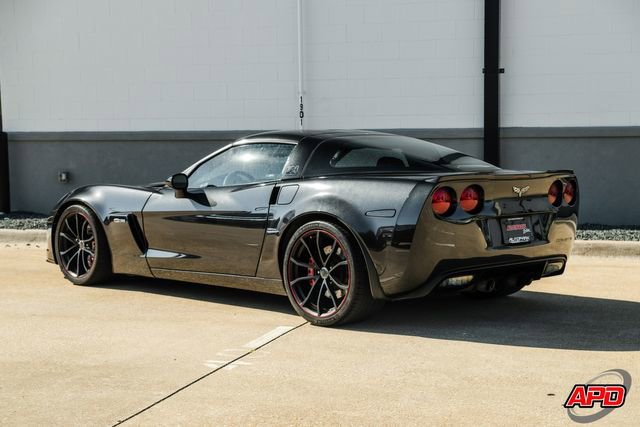 Used 2012 Chevrolet Corvette Z06 w/ 3LZ Preferred Equipment Group image 3