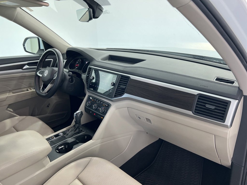 Used 2021 Volkswagen Atlas SE w/ Panoramic Sunroof Package image 36